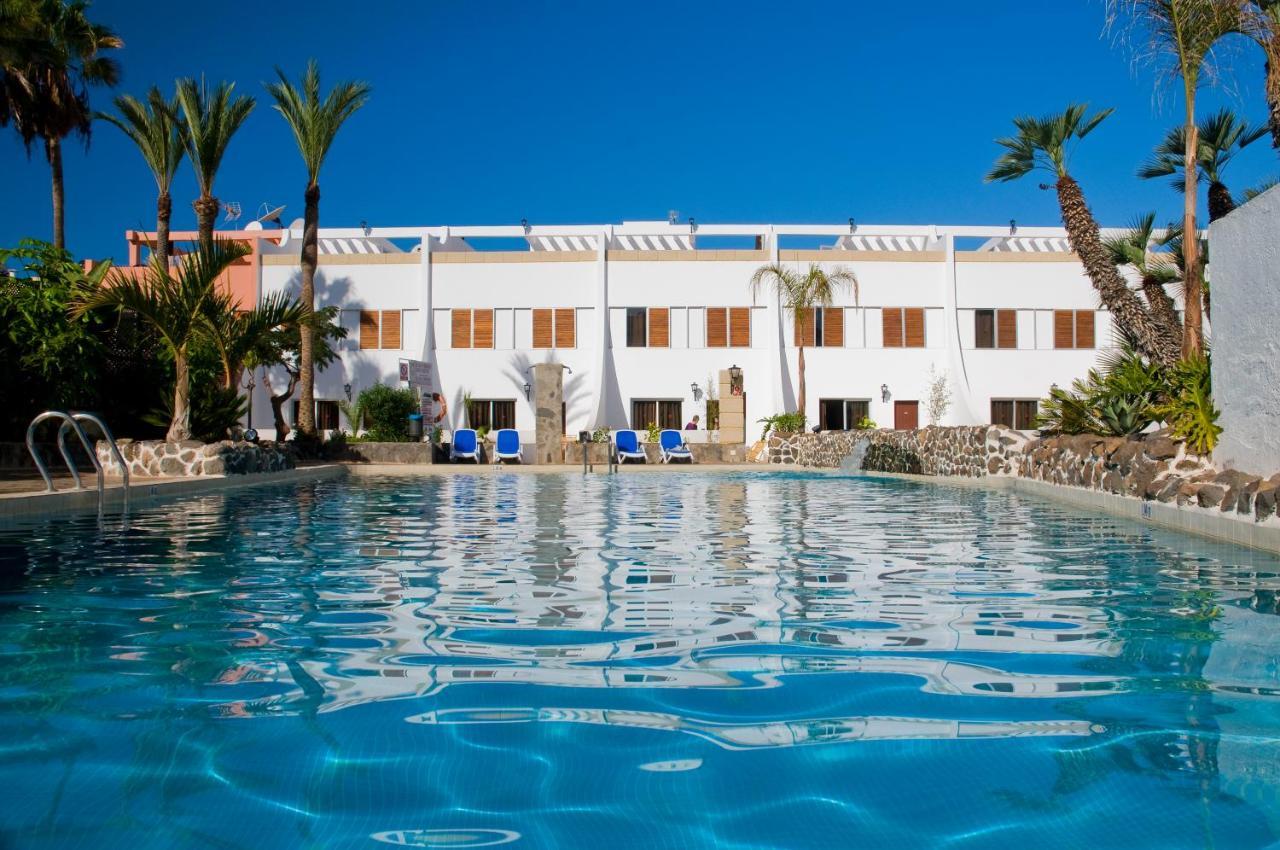 Apartamentos Piramides Playa de las Americas  Exterior photo