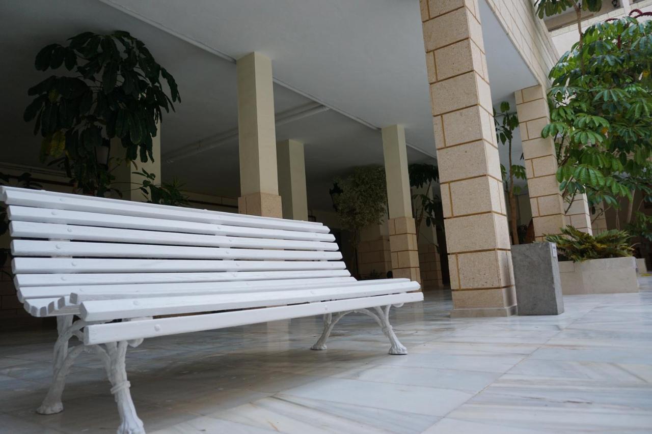 Apartamentos Piramides Playa de las Americas  Exterior photo
